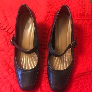 Easy spirit Mary Janes